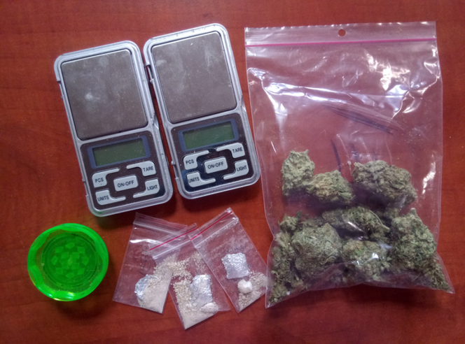 Mefedron, amfetamina i marihuana... schowana w lodówce!