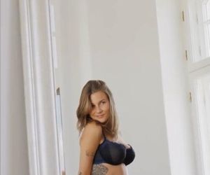 Ogień na Instagramie! Wierzbicka w samej bieliźnie zachwyciła fanów!