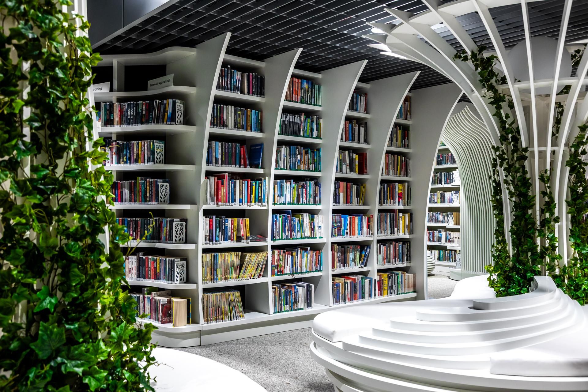 Metroteka – biblioteka na stacji metra M2 Kondratowicza w Warszawie