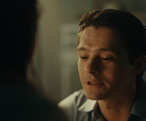 Czarna śmierć. Weronika Przybysz (Anna Karczmarczyk), dr Jakub Wojtasik (Piotr Pacek)