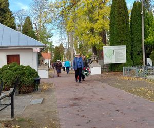 Przygotowania do Wszystkich Świętych Zamość