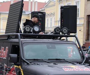 Kosmiczny korowód studencki przeszedł 9 maja ulicami Lublina