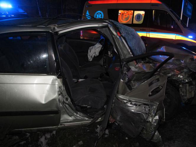 Tragiczny wypadek w Borku Szlacheckim. Zderzyły się dwa samochody osobowe