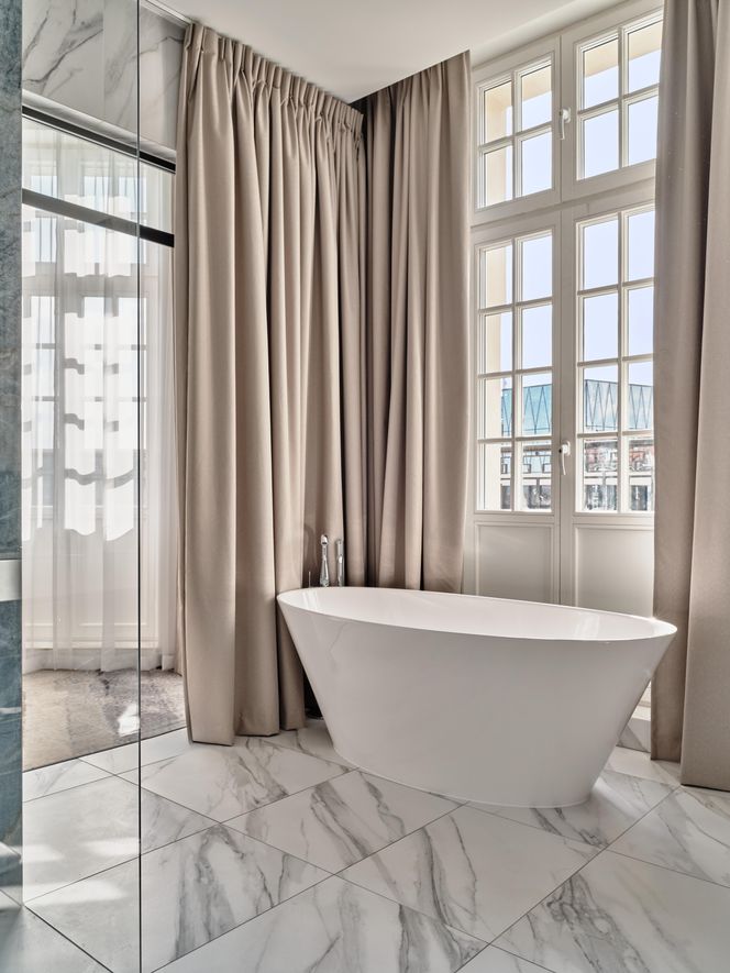 Movenpick Grand Hotel