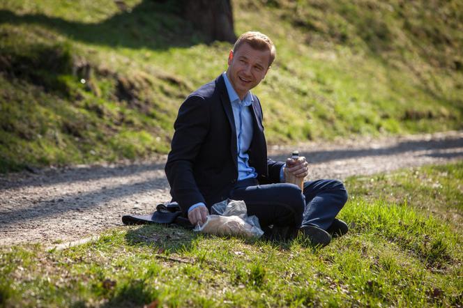 To nie koniec świata 2 sezon odc. 24. Paweł Anuszkiewicz ( Krystian Wieczorek)