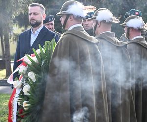 Polskie fabryki amunicji ponad podziałami. Szef MON i marszałek Sejmu w Rzeszowie 