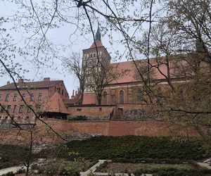 To najpiękniejszy zabytek w woj. warmińsko-mazurskim według AI. „Zachwyca strzelistą sylwetką”