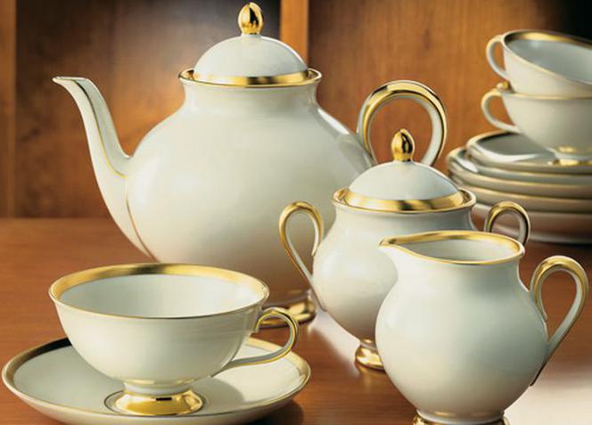 Porcelana Furstenberg. XX-wieczny klasyk: elegancki kremowy serwis Furstin (Księżna). 