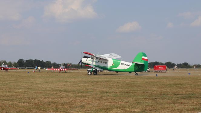 IV KRÓLewski Piknik Lotniczy w Radawcu 