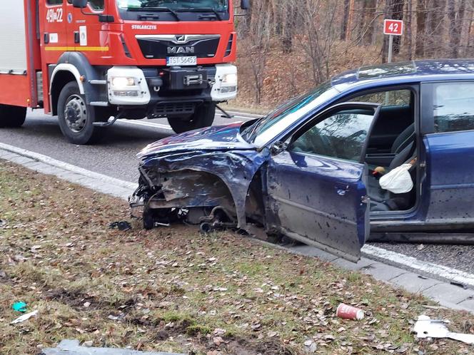 Trzy godziny, trzy wypadki! DK 42 w Krynkach zdezrenie Forda i Audi