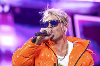 Skolim skomentował atak na 12-letnią fankę. Wokalista mocno przejął się całą sytuacją 