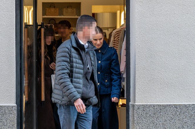 Pierwsza dama w eleganckim butiku