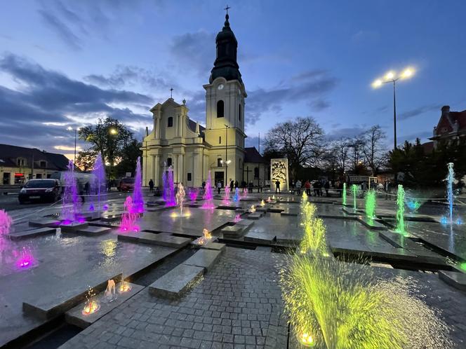 Fontanna w Starym Fordonie uruchomiona na próbę! Mieszkańcy byli zachwyceni [ZDJĘCIA]