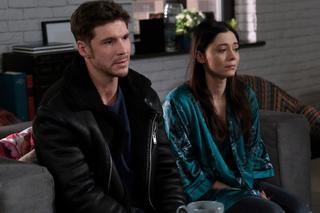 M jak miłość odcinek 1720. Iza (Adriana Kalska), Marcin (Mikołaj Roznerski)