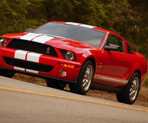 Ford Mustang z 2007