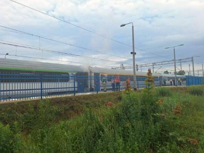 Rawicz. Pożar pociągu Intercity. Ewakuacja 60 pasażerów