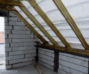 Ścianka kolankowa - budowa z pustaków ceramicznych lub innych materiałów