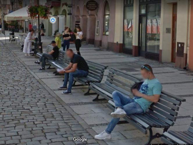 Mieszkańcy Kalisza na zdjęciach z Google Street View. Rozpoznajesz kogoś? [GALERIA] 