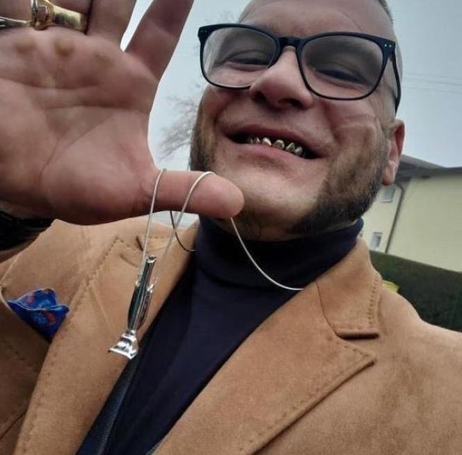 Popek dał prowadzić córce auto