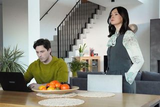 Barwy szczęścia odc. 3211. Natalia (Maria Dejmek), Cezary Rawicz (Marcel Opaliński)