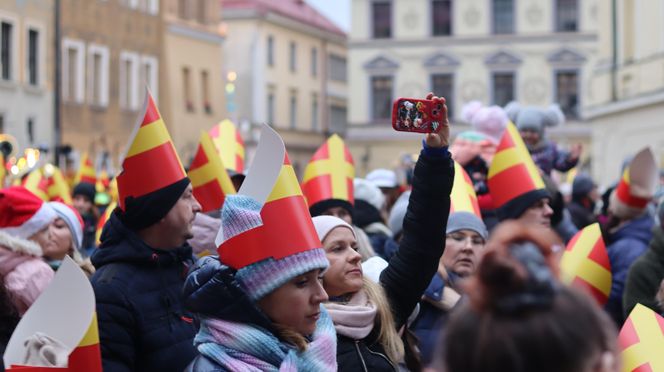 Ulicami Lublina przeszedł Orszak św. Mikołaja