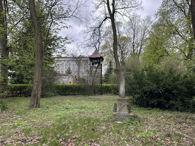 Ktoś podpalił zabytkową drewnianą mającą 208 lat dzwonnicę