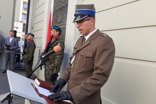 Odsłonięcie tablicy upamiętniającej 100-lecie Cudu nad Wisłą