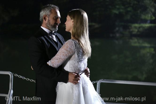 M jak miłość odcinek 1182. Adam Werner (Jacek Kopczyński), Anna (Tamara Arciuch)