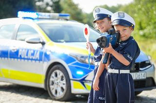 Mali pomocnicy na drogach – wyjątkowa akcja pilskiej policji 
