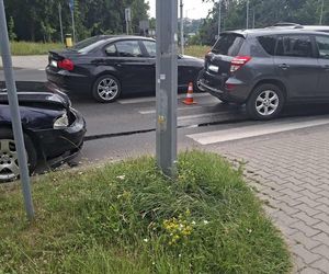 Wypadek u zbiegu ulic Radomskiej i Kaczyńskiej w Starachowicach