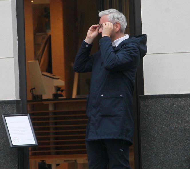 Robert Biedroń kupił okulary