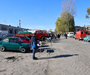 Zlot pojazdów zabytkowych na terenie dawnej Fabryki Samochodów Ciężarowych w Lublinie