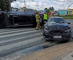 Kobieta staranowała toyotę