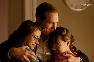 	O mnie się nie martw 12 sezon, odc. 5. Marcin Kaszuba (Stefan Pawłowski), Helenka (Maja Kwaśny), Oliwka (Oliwia Dąbrowska)