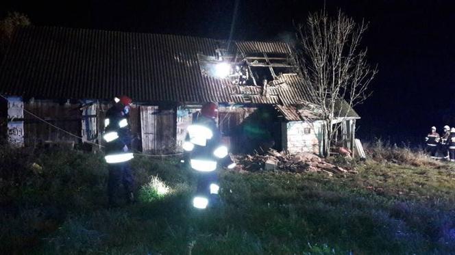 Spalone zwłoki na poddaszu budynku. TRAGEDIA w Maciejowej