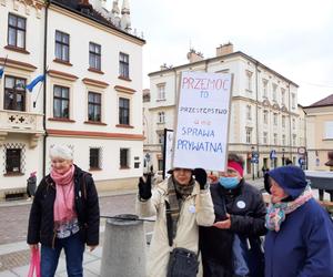 „Nazywam się Miliard” w Rzeszowie. Odbyły się protesty przeciw przemocy [ZDJĘCIA]