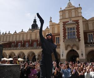 Tak wyglądał spontaniczny koncert Jareda Leto na rynku w Krakowie!