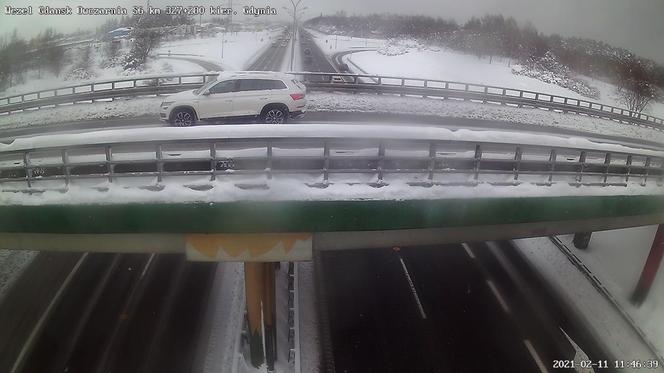 Śnieżyca w Trójmieście w czwartek 11.02.2021. Na drogach ślisko