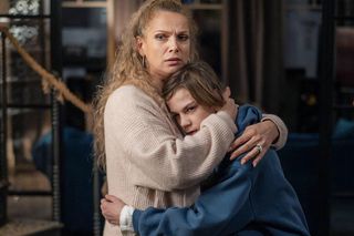 Przyjaciółki, odcinek 268: Patrycja i Mikołaj świadkami aresztowania Wiktora. Pójdzie siedzieć za zabójstwo? - ZDJĘCIA