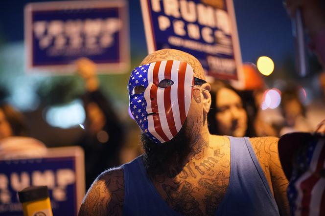 Protestujący zwolennicy prezydenta Donalda Trumpa 