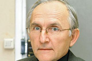 Prof. Janusz Czapiński