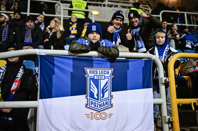 Arka Gdynia - Lech Poznań: Zdjęcia kibiców z meczu 15. kolejki PKO BP Ekstraklasy