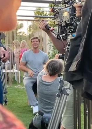 Mikołaj Roznerski (Marcin w M jak miłość) na planie