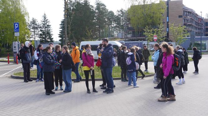 Pielgrzymka maturzystów 2024. 200 osób poszło do Gietrzwałdu modlić się o powodzenie na maturze [ZDJĘCIA]