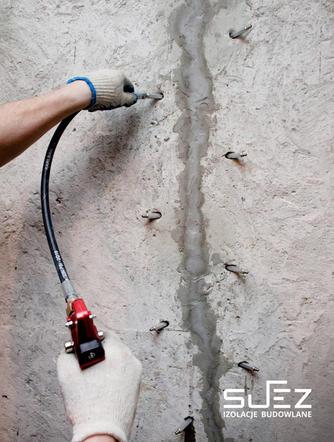 Rysy i pęknięcia ścian fundamentów to ogromne ryzyko. Zastosuj nowoczesne i skuteczne metody naprawy