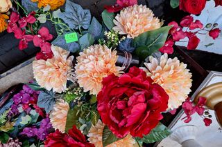 Ceny zniczy i kwiatów w Rzeszowie