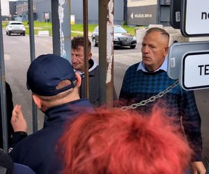 Hala na Modlińskiej zamknięta dla kupców. To koniec bazaru 