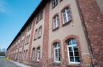 Koszarowiec w Poznaniu - zdjęcia przed i po. Zobacz przemianę magazynu artyleryjskiego w nowoczesny obiekt naukowy