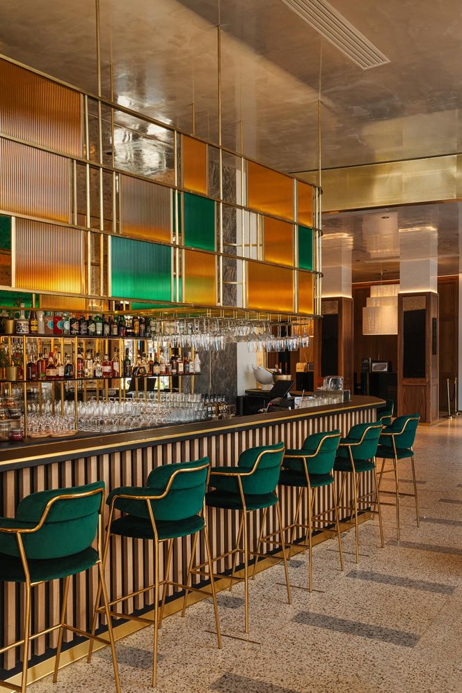 Mövenpick Grand Hotel