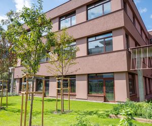 Warszawa: Nowa szkoła za grube miliony czeka na pierwszych uczniów. Zobacz zdjęcia